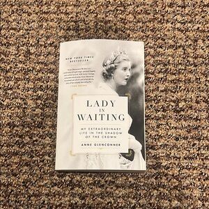 📚Lady in Waiting by Anne Glenconner